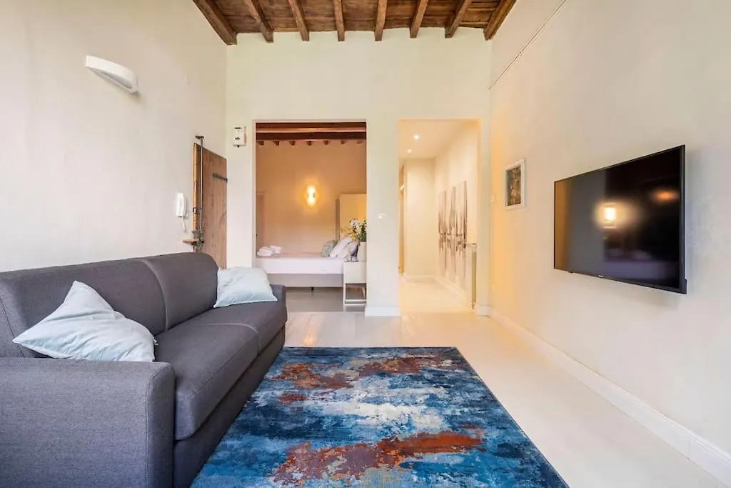 Modern Loft 1 Min To Basilica Of Santa Croce Apartment Florence