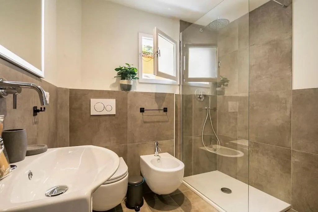 Modern Loft 1 Min To Basilica Of Santa Croce Apartment Florence